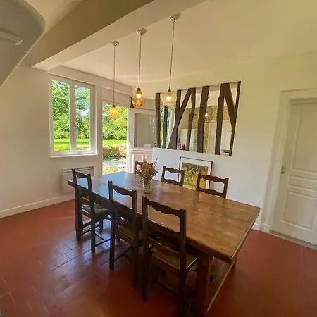 Le Clos Aux Oiseaux Holiday home